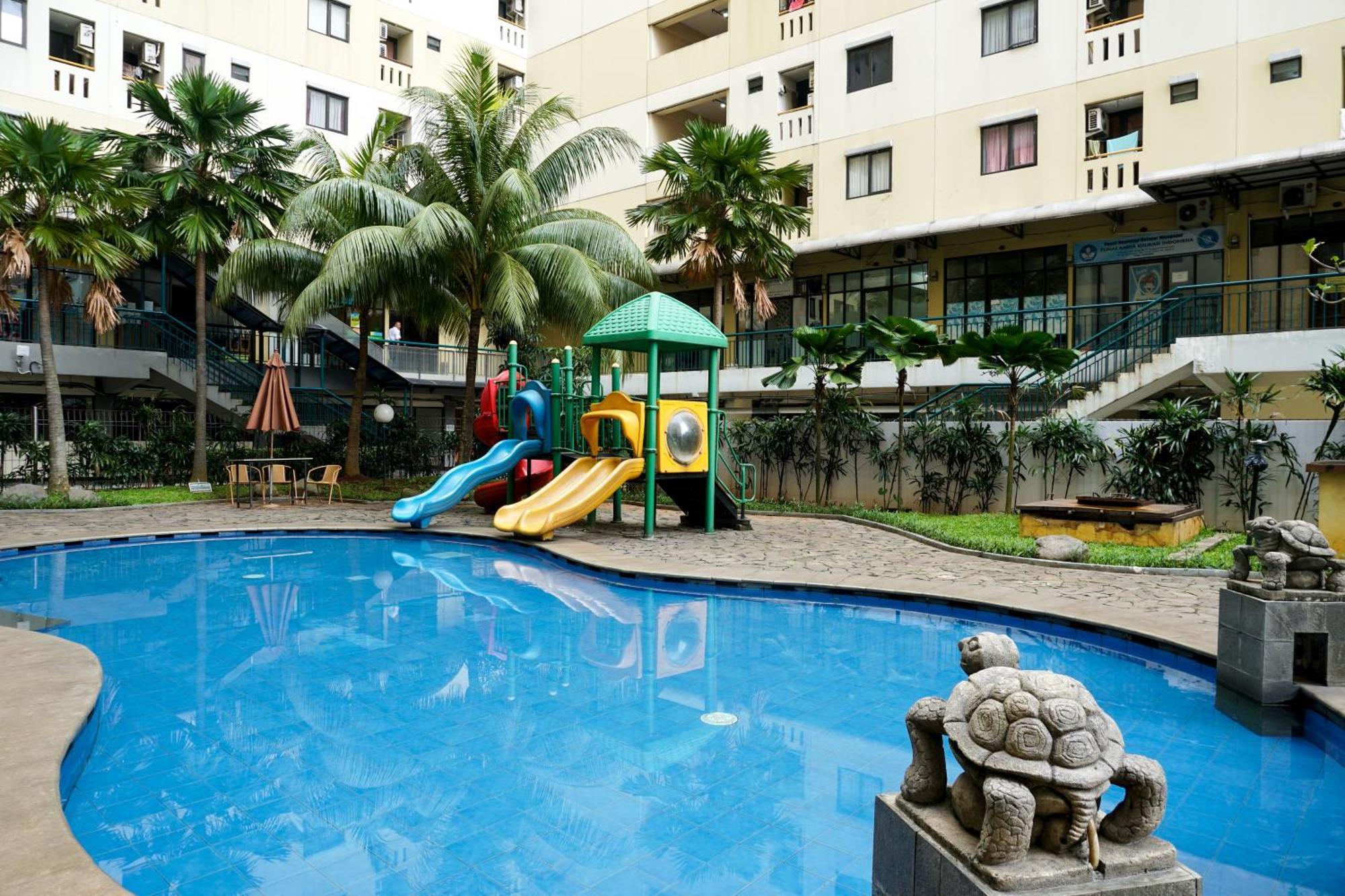 Apartment Comfortable At Kebagusan By Travelio Jakarta
